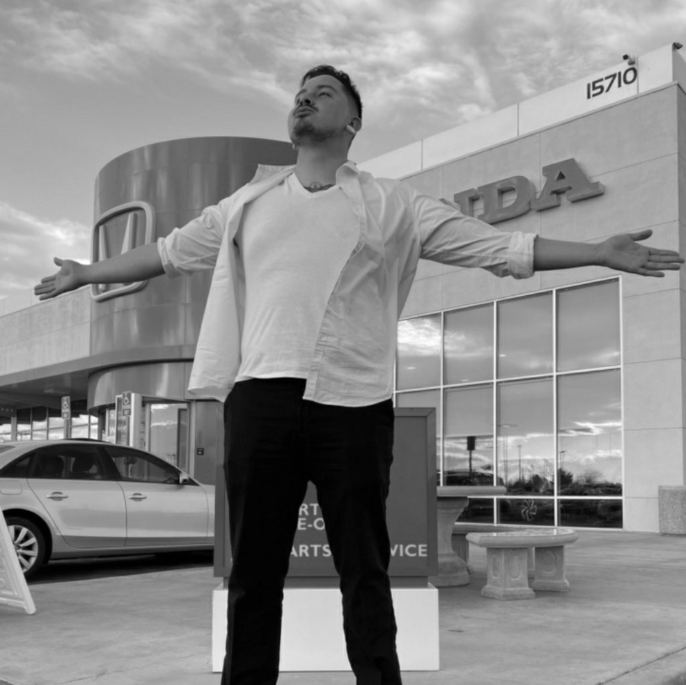 Meet your Posher, Robert